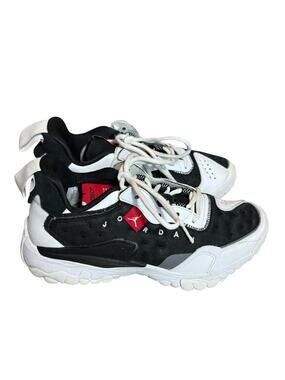 Nike Air Jordan Delta 2 “Chicago Bulls” Black White Red Sneakers Men 7.5